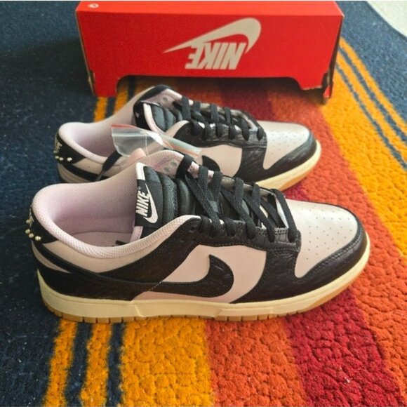 Nike Dunk Low Retro Men 9.5 Black And Pink Croc Pattern Leather New 112025 - Picture 8 of 12
